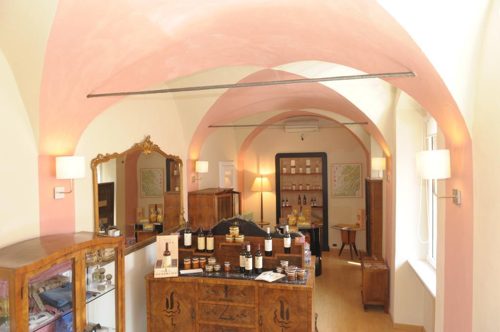 Bed and Breakfast Relais Al Bel San Domenico Альба Экстерьер фото