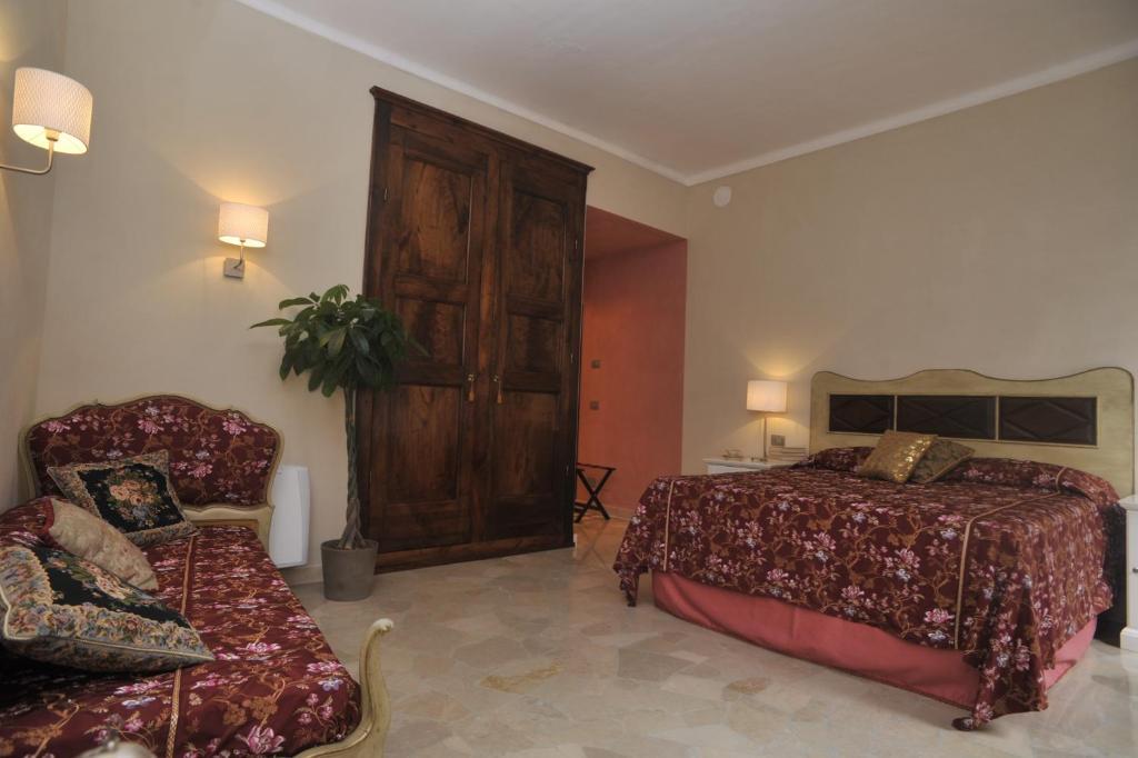 Bed and Breakfast Relais Al Bel San Domenico Альба Экстерьер фото
